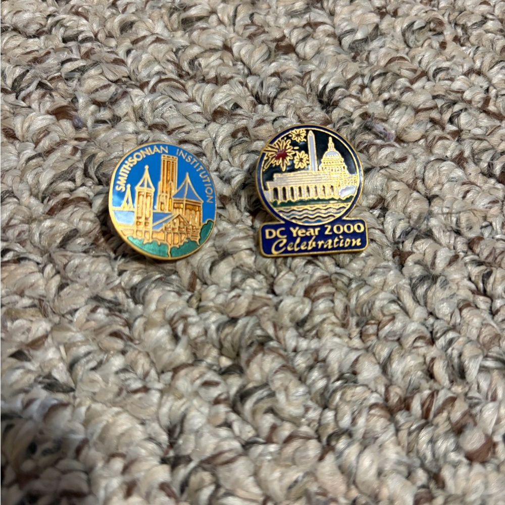 Smithsonian Institution & Washington DC Year 2000 Celebration - 2 Lapel Pins